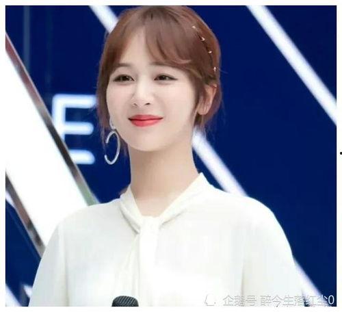 娱乐吃瓜酱姐弟